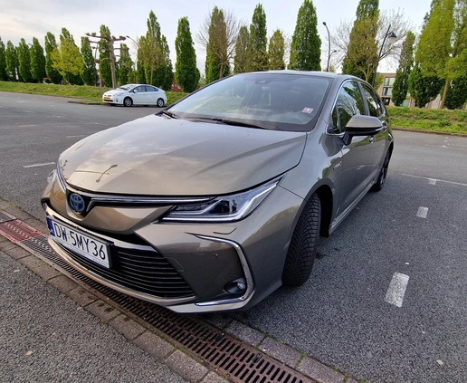 Toyota Corolla cena 81000 przebieg: 115000, rok produkcji 2020 z Góra małe 407